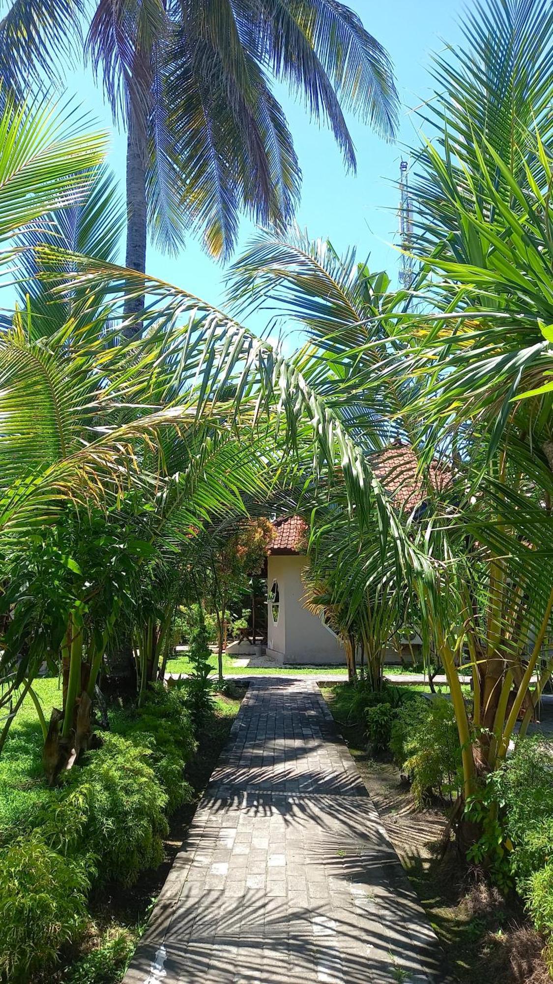 Gguesthouse Kuta  ภายนอก รูปภาพ