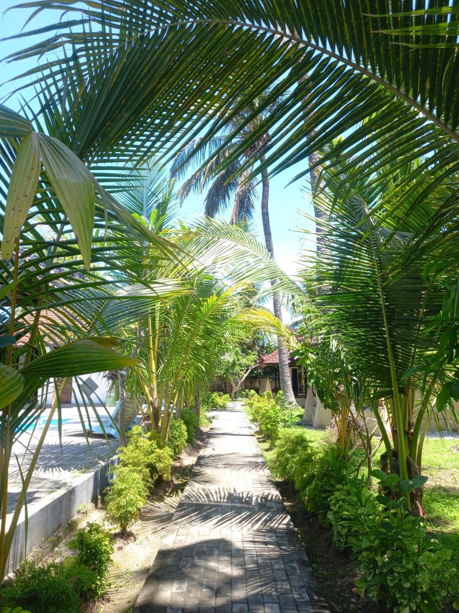 Gguesthouse Kuta  ภายนอก รูปภาพ
