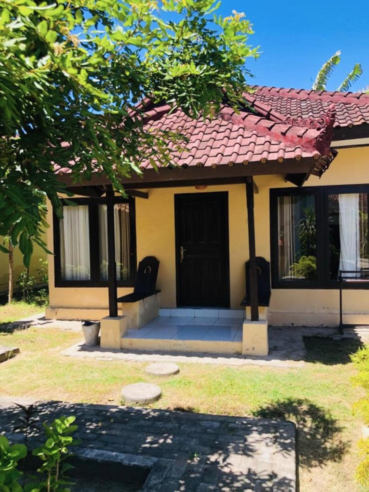 Gguesthouse Kuta  ภายนอก รูปภาพ