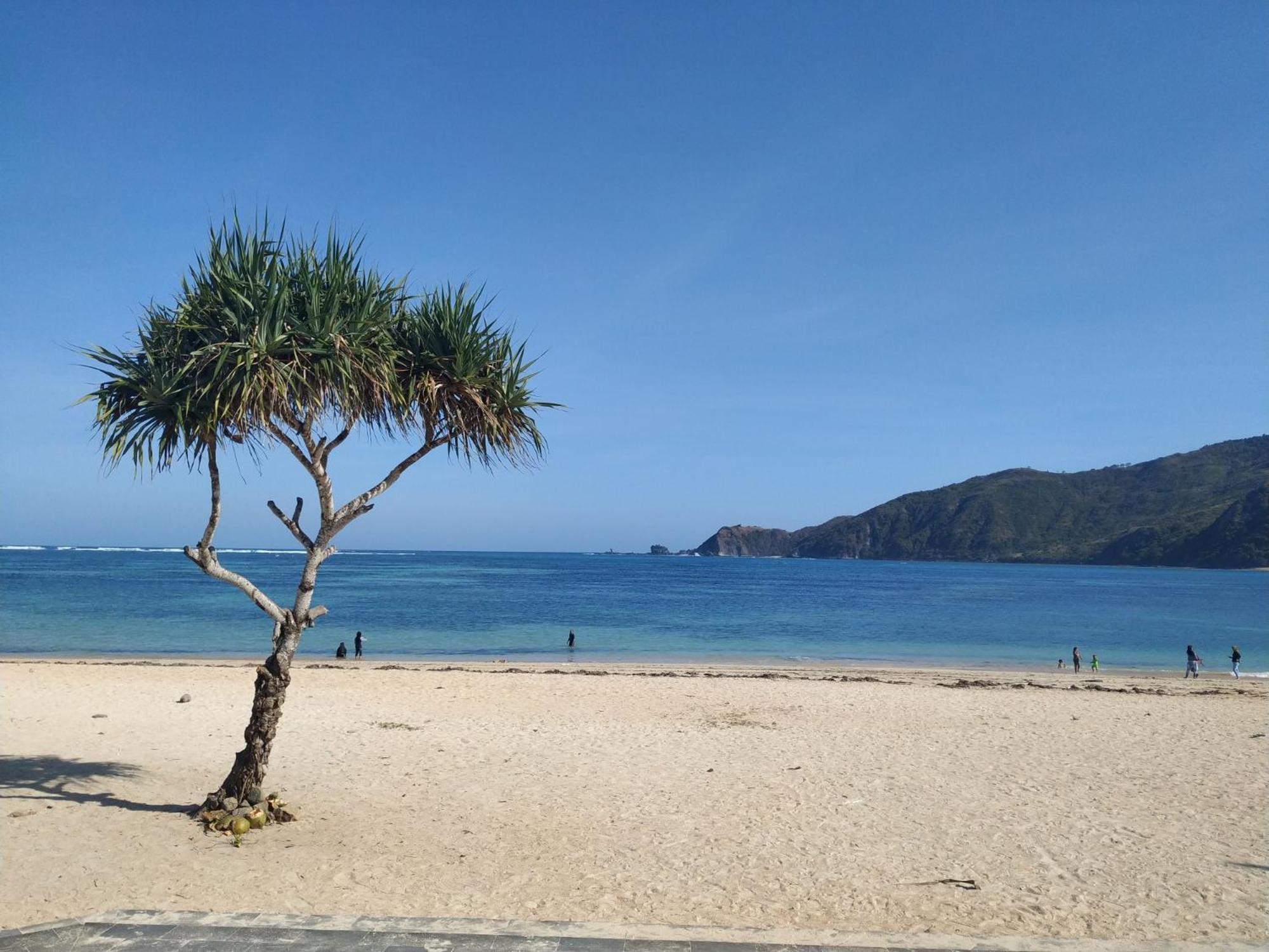 Gguesthouse Kuta  ภายนอก รูปภาพ